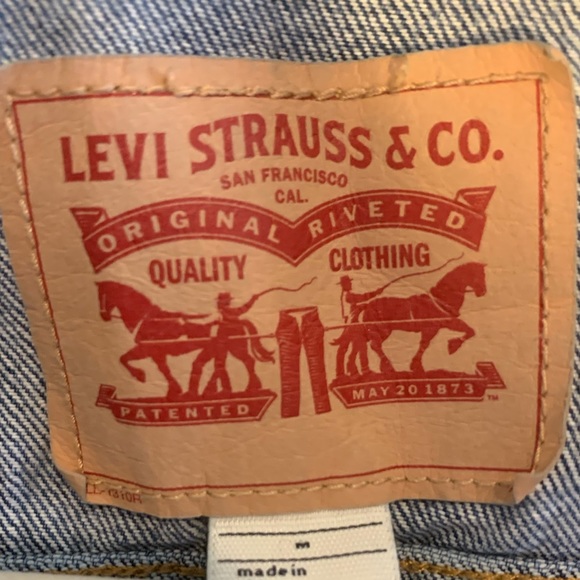 CROPPED LEVIS DENIM VEST - Picture 5 of 5
